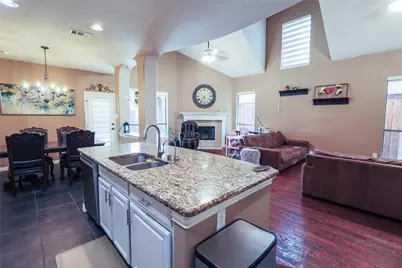 14013 Valley Mills Drive, Frisco, TX 75033 - Photo 7