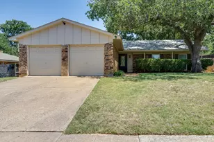 2101 Warwick Dr, Arlington, TX 76015 - Photo 5