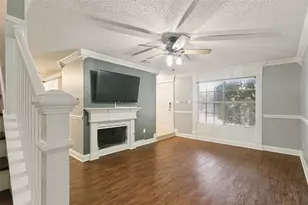 1754 Circle Creek Dr, Lewisville, TX 75067 - Photo 5