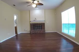4426 Harpers Ferry Dr, Grand Prairie, TX 75052 - Photo 9