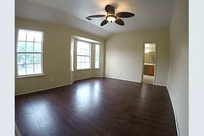 4426 Harpers Ferry Drive, Grand Prairie, TX 75052 - Photo 13