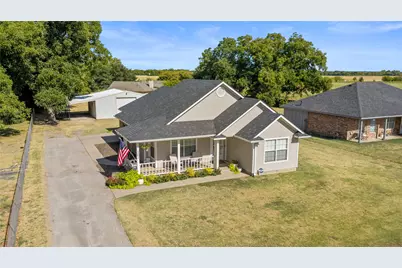 301 S Porch Street, Tioga, TX 76271 - Photo 23