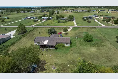 8910 County Road 3602, Quinlan, TX 75474 - Photo 11