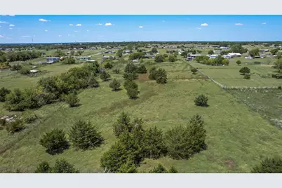 8910 County Road 3602, Quinlan, TX 75474 - Photo 9
