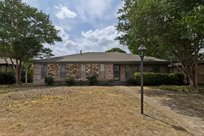 5842 Marview Lane, Dallas, TX 75227 - Photo 1