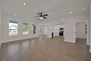 4713 Llano St, Granbury, TX 76048 - Photo 11