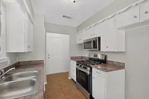 7448 Van Natta Ln, Fort Worth, TX 76112 - Photo 17