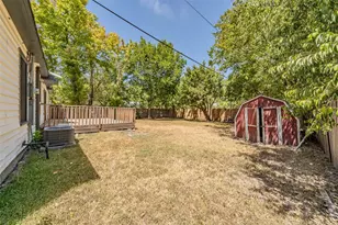 1252 Moran Dr, Dallas, TX 75218 - Photo 31