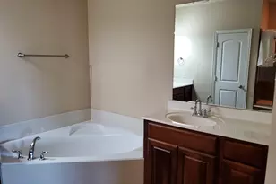 4171 Florence Dr, Irving, TX 75038 - Photo 11