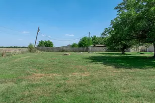 141 Swan, Waco, TX 76708 - Photo 9