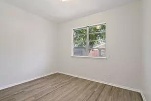 612 Forest Ln, Hurst, TX 76053 - Photo 19