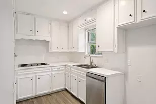 612 Forest Ln, Hurst, TX 76053 - Photo 13