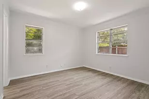 612 Forest Ln, Hurst, TX 76053 - Photo 15