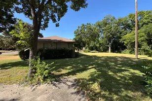 1620 N Houston School Rd, Lancaster, TX 75134 - Photo 11
