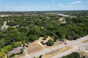 1620 N Houston School Rd, Lancaster, TX 75134 - Photo 3