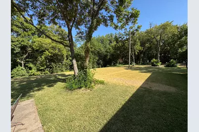 1620 N Houston School Road, Lancaster, TX 75134 - Photo 15
