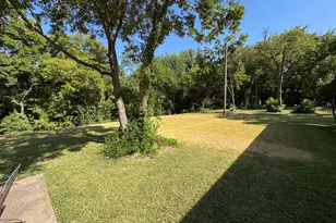 1620 N Houston School Rd, Lancaster, TX 75134 - Photo 15