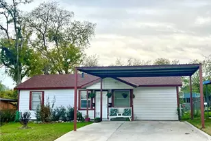 1328 E Jessamine St, Fort Worth, TX 76104 - Photo 1