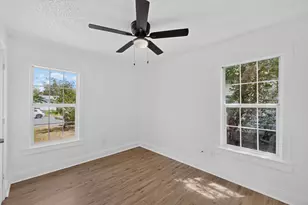 5586 Pinson St, Fort Worth, TX 76119 - Photo 21