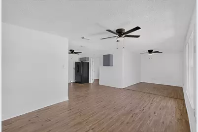 5586 Pinson Street, Fort Worth, TX 76119 - Photo 7