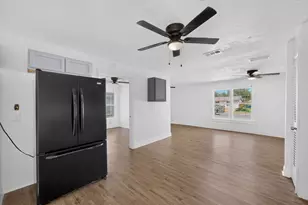 5586 Pinson St, Fort Worth, TX 76119 - Photo 11