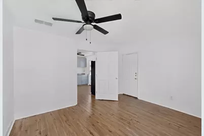 5586 Pinson Street, Fort Worth, TX 76119 - Photo 29