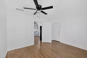 5586 Pinson St, Fort Worth, TX 76119 - Photo 29