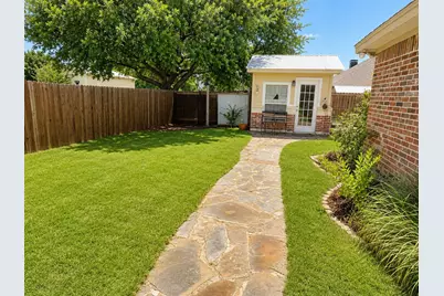809 Mesa Drive, Sanger, TX 76266 - Photo 13