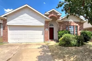 7417 Alverstone Dr, Fort Worth, TX 76120 - Photo 1