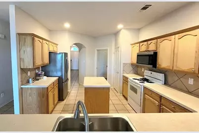 7417 Alverstone Drive, Fort Worth, TX 76120 - Photo 3