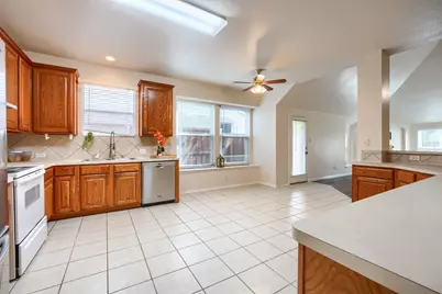3912 Releigh Court, McKinney, TX 75070 - Photo 7