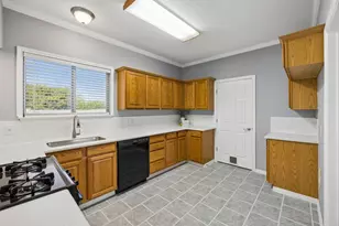 7589 Juliet Ln, Fort Worth, TX 76137 - Photo 7