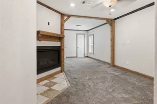 1218 Diana Dr, Arlington, TX 76011 - Photo 21