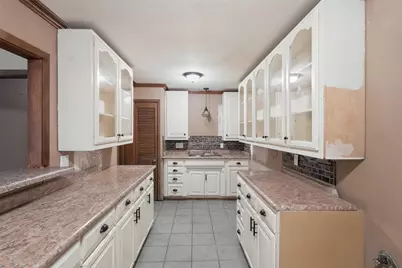 1218 Diana Drive, Arlington, TX 76011 - Photo 11