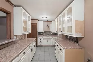1218 Diana Dr, Arlington, TX 76011 - Photo 11