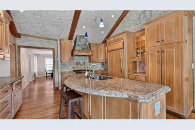 1606 W Shady Grove Road, Irving, TX 75060 - Photo 7