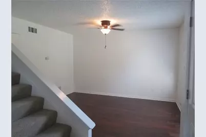 113 Shadybrook Drive, DeSoto, TX 75115 - Photo 5