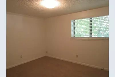113 Shadybrook Drive, DeSoto, TX 75115 - Photo 9
