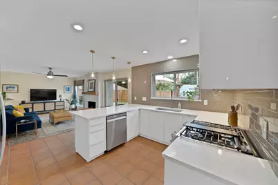 9555 Vinewood Drive, Dallas, TX 75228 - Photo 15