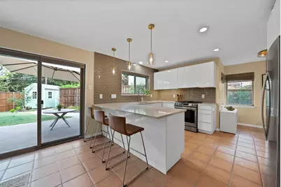 9555 Vinewood Drive, Dallas, TX 75228 - Photo 13