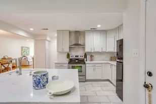 2541 Walsh Ct, Fort Worth, TX 76109 - Photo 9