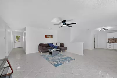 5451 Lubbock Avenue, Fort Worth, TX 76133 - Photo 5