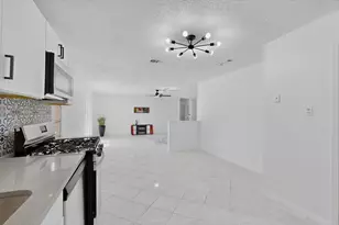 5451 Lubbock Ave, Fort Worth, TX 76133 - Photo 11