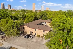 1108 N Elm St, Denton, TX 76201 - Photo 1