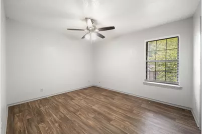 1108 N Elm Street #8, Denton, TX 76201 - Photo 17