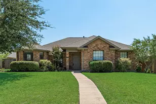 818 Foxwood Ln, Wylie, TX 75098 - Photo 1