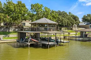 109 Casas Del Sur St, Granbury, TX 76049 - Photo 35