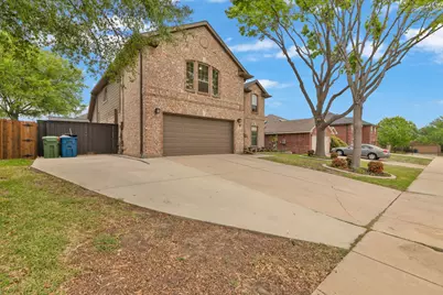 317 Benton Drive, Roanoke, TX 76262 - Photo 3