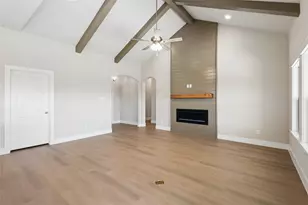 128 Joel St, Springtown, TX 76082 - Photo 7