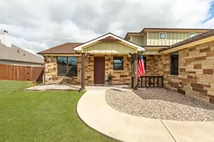 130 Elk Cv, Stephenville, TX 76401 - Photo 3